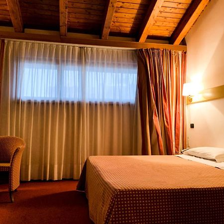 Eurohotel Palace 마니아고 외부 사진